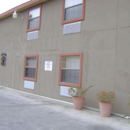 Camino Real Hotel Eagle Pass Exterior photo