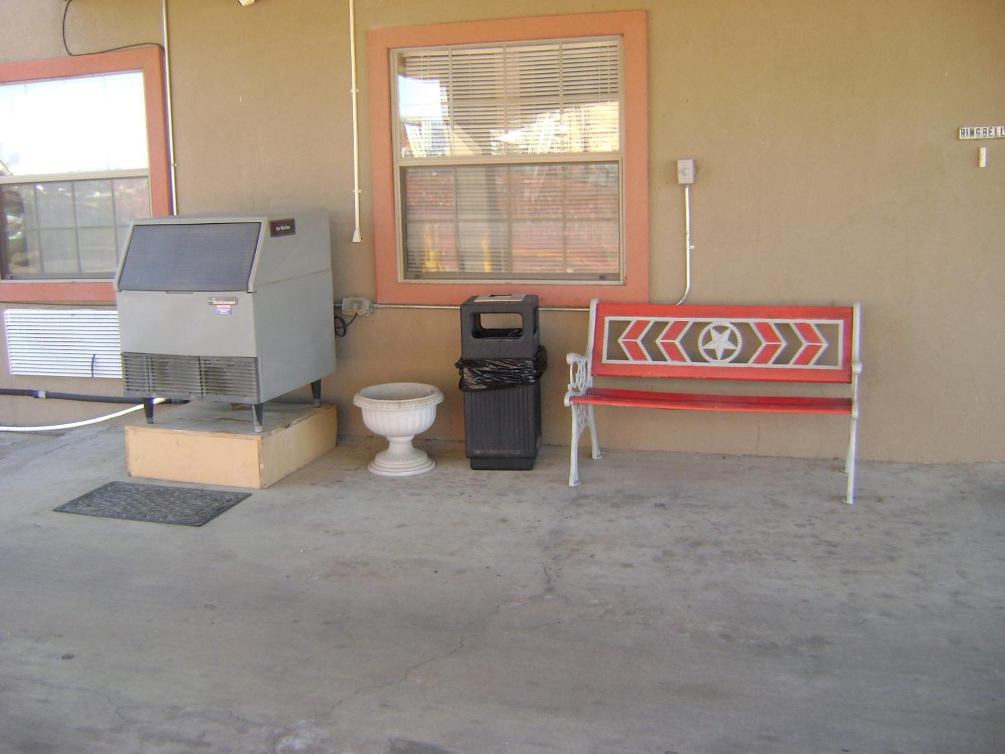 Camino Real Hotel Eagle Pass Exterior photo